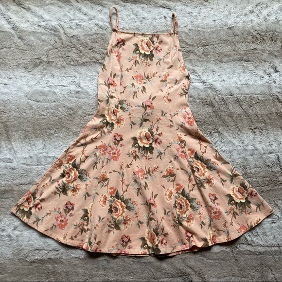Urban Outfitters Kimchi Blue Floral Skater Mini Dress - Picture 1 of 4